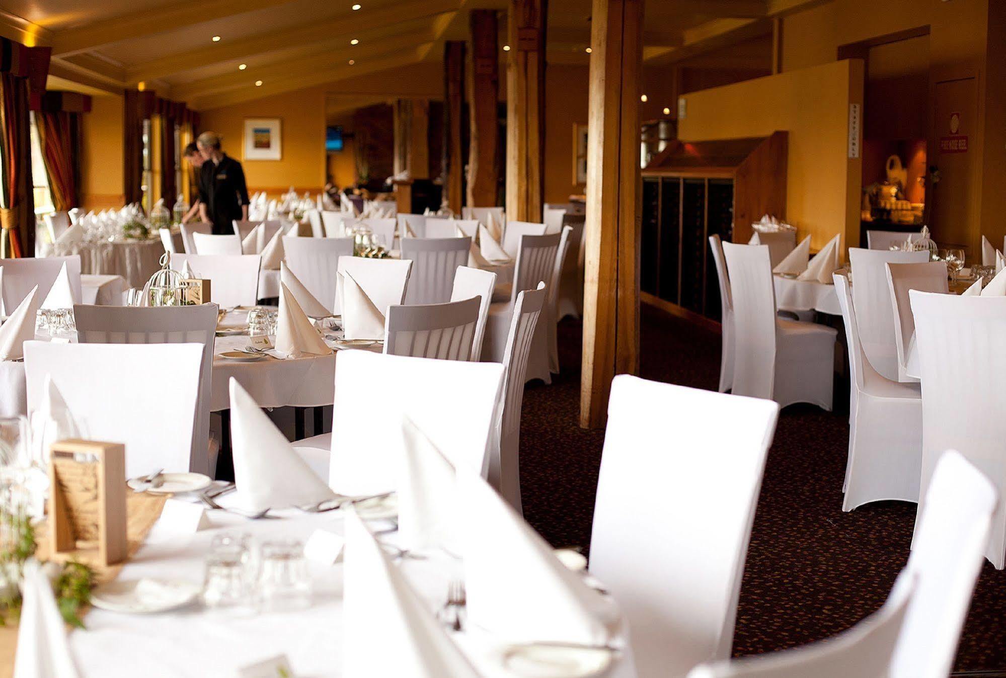 Village Hotel 4*